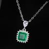 Collier Tempérament Bijoux Trésor Coloré Populaire Luxe Incrusté Émeraude Imitation Rétro Chaîne Pendentif Collier Clavicule