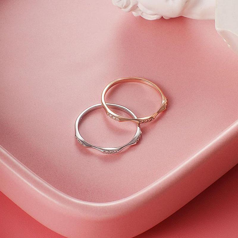 Fine Ring Ring, Exquisite Micro-Inlaid Zircon Strip Ring, Fashionable Self-Discipline Personalized Tail Ring