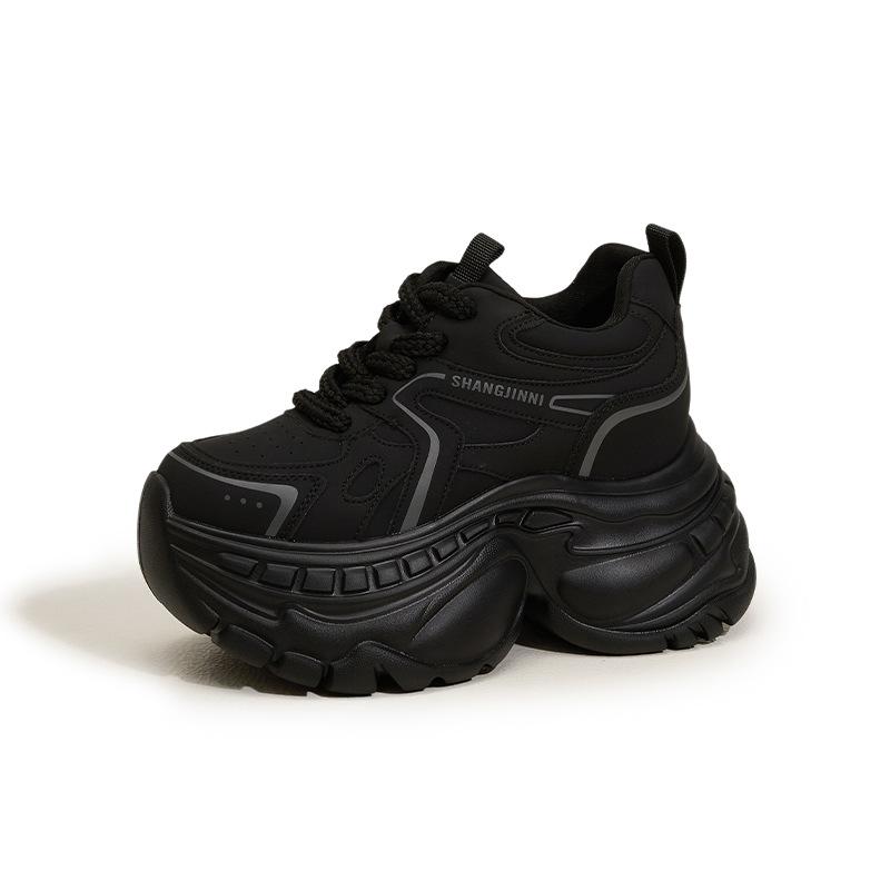 

Платформенные кроссовки для женщин 2025 осень и зима новая небольшая внутренняя высота увеличение женская обувь подошва-маффин универсальная повседневная спортивная обувь 39 чёрный