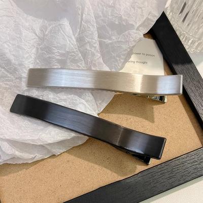 1pc Korean Style Simple Metal Single Line Grab Clip Women Simple Fashion Duckbill Clip Exquisite Gift Large Hair Clip Headwear