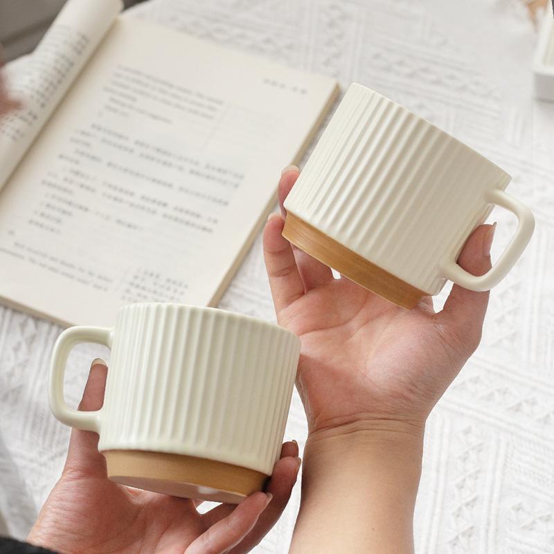 Wind Vertical Stripes White-Brown Splicing Ceramic Creative Water Cup Can Be Determined