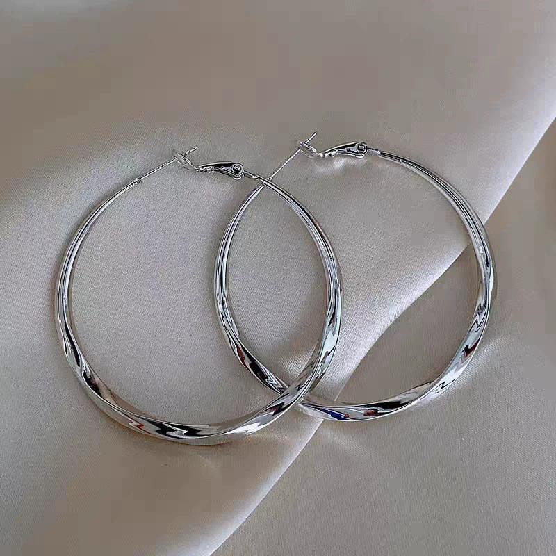 Retro Twist Metal Round Circle Dangle Earrings for Women Golden Copper Color Simple Drop Hoop Earring Geometry Statement Zircon