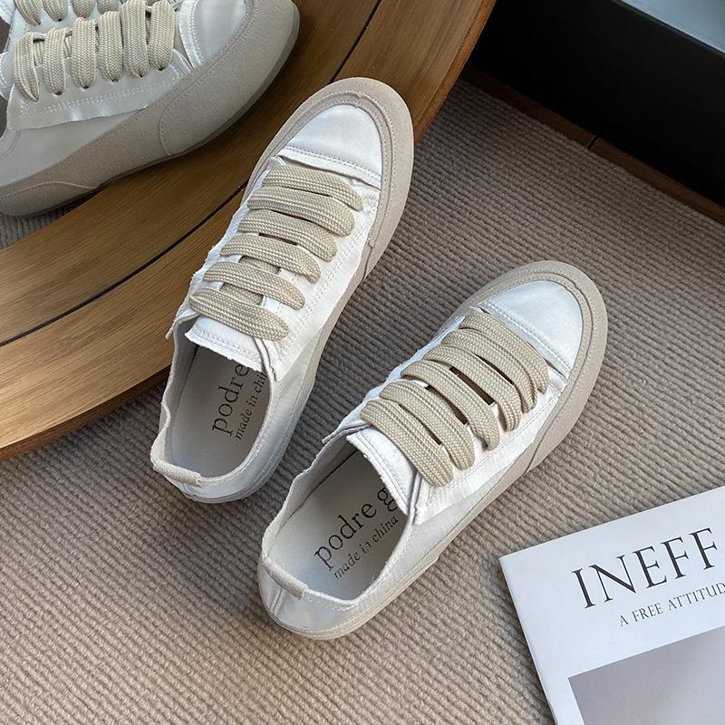 Flat single shoes little white shoes women's satin shoes Spanish niche shoes 2025 new casual sports board shoes half slippers