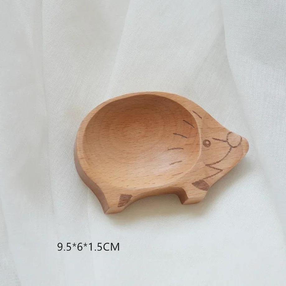 1Pcs Creative Soy Sauce Wasabi Dish Cartoon Japanese Sauce Dish Solid Wooden Chopstick Holder Dual-use Dish Household Gravy Boat