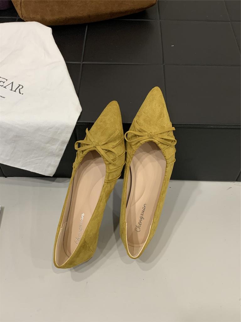 Neue Einzelschuhe 2025 spitz innenliegende Höhenerhöhung Schleife Wildleder