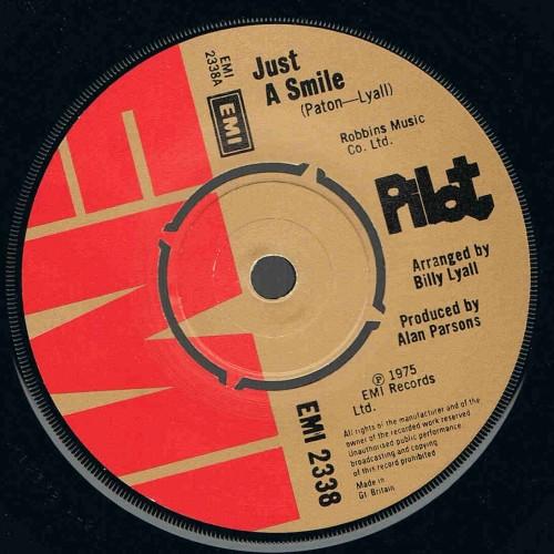 7inch Record PILOT Just A Smile EMI2338 EMI 1975 UK Pop Used