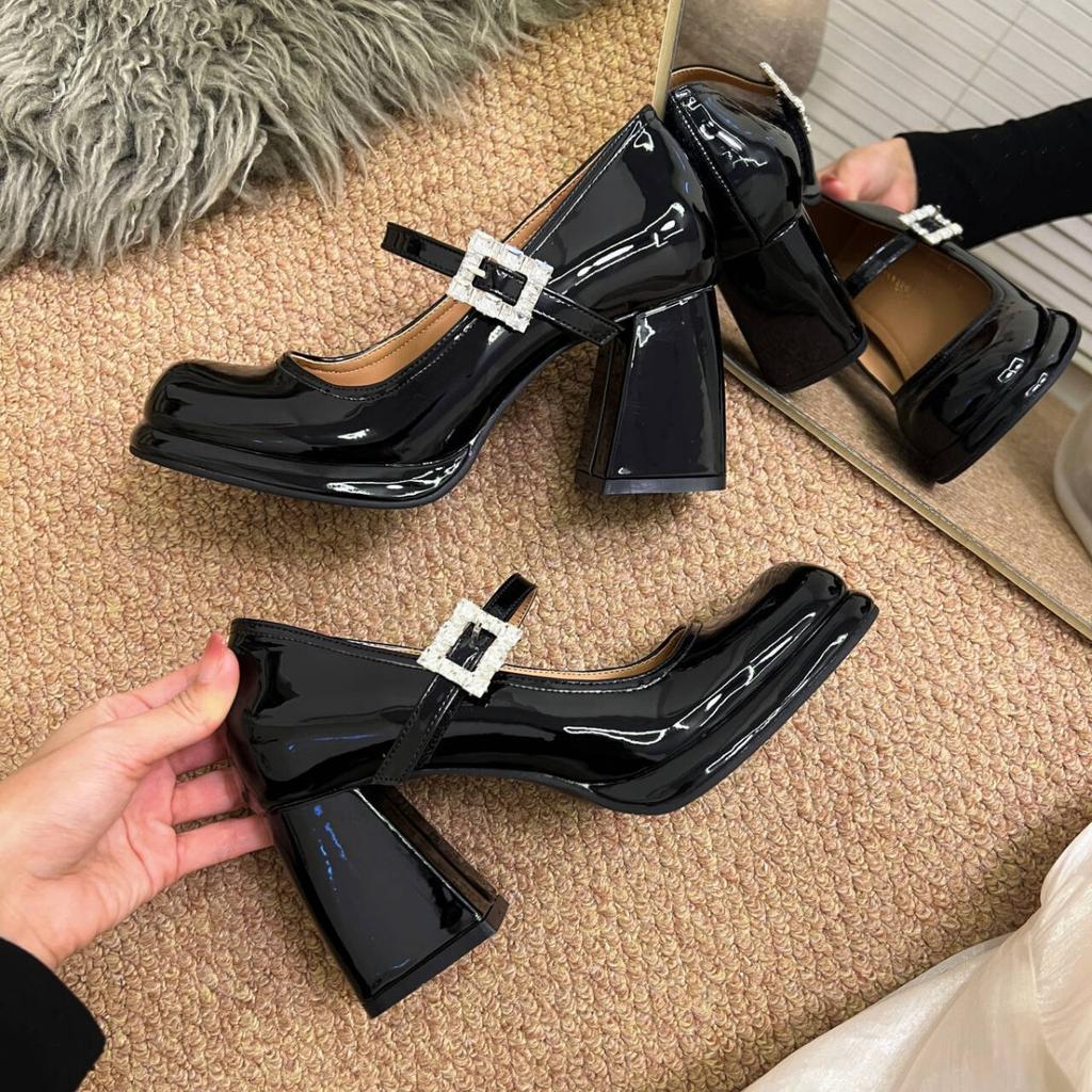 Fairy Wind Word with Rhinestone Mary Jane Shoes 2025 Spring New Versatile Thick Heel High Heels Patent Leather Single Shoes Women
