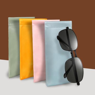 Gafas y accesorios – Accesorios