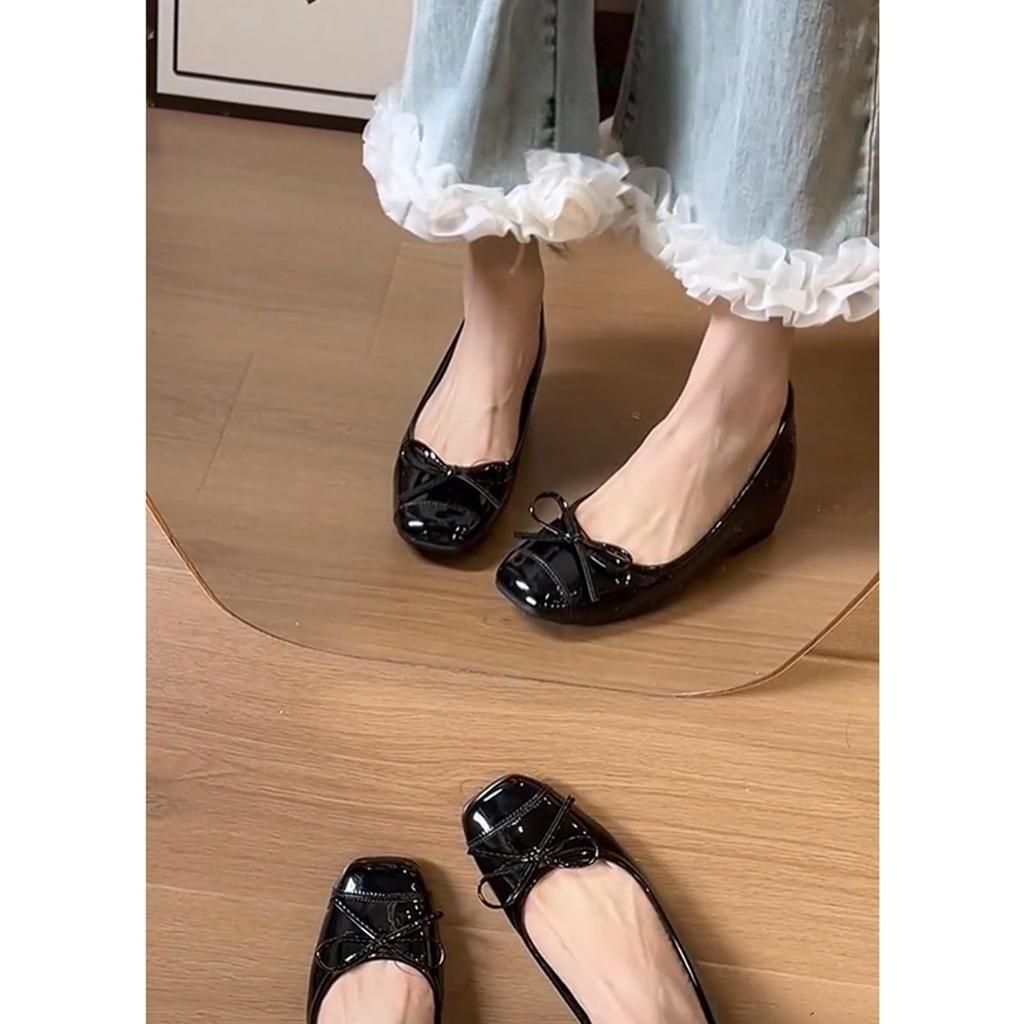 Nude single shoes women's 2025 new inner height-increasing flat-soled ladyshoes French temperament ballet shoes light mouth soft-soled beanie shoes