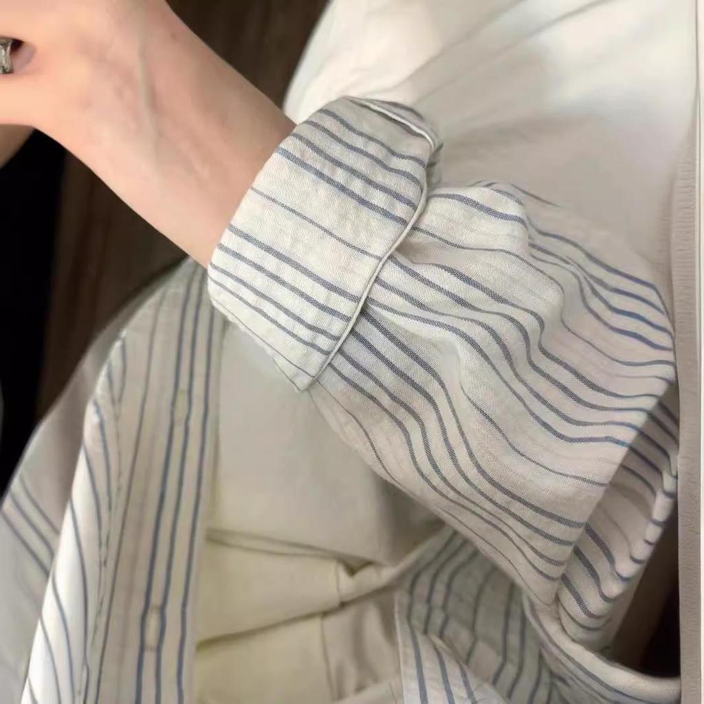 2024 Women's Lightweight Cotton Sunscreen Blouse - Slim, Fresh & Versatile for Summer