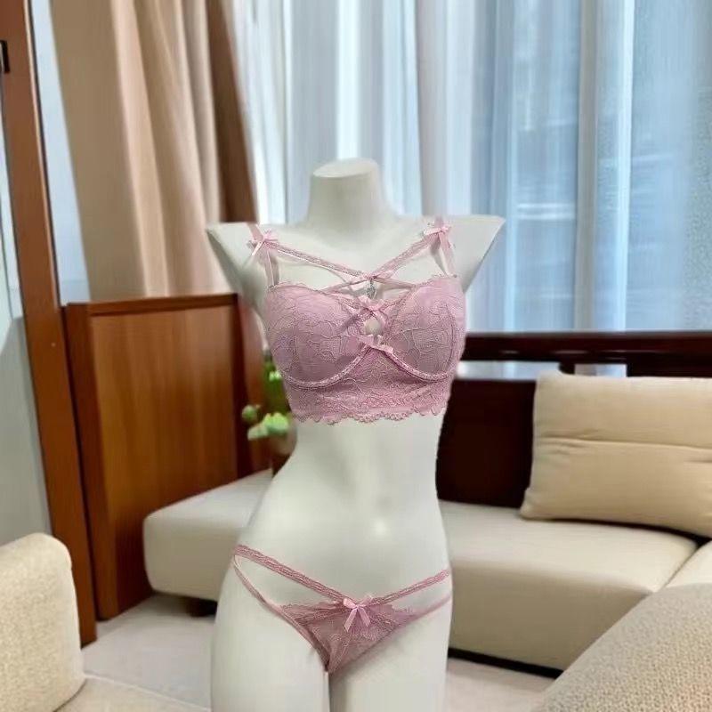 New Sexy Pure Desire To Wear Lace Underwear Women's Suit Cross-dew Belt Love Pendant Steel Ring Gathering Bra Cover