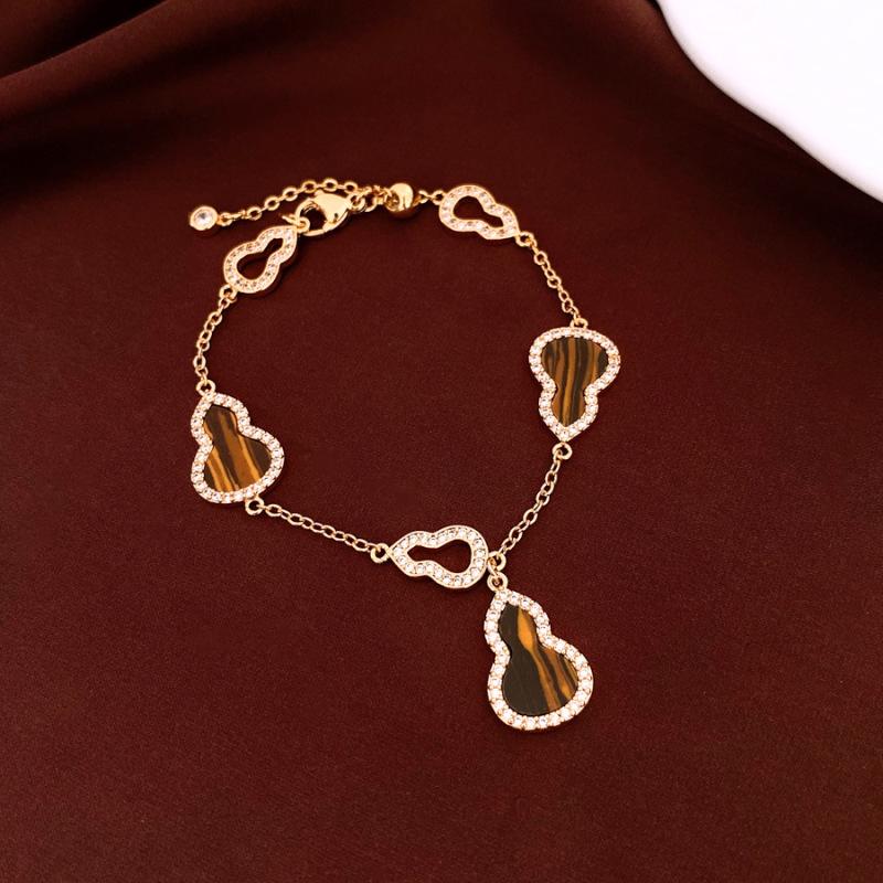Chinese Style Zircon Gourd Bracelet: Elegant, Luxurious, and Fashionable Bangle.