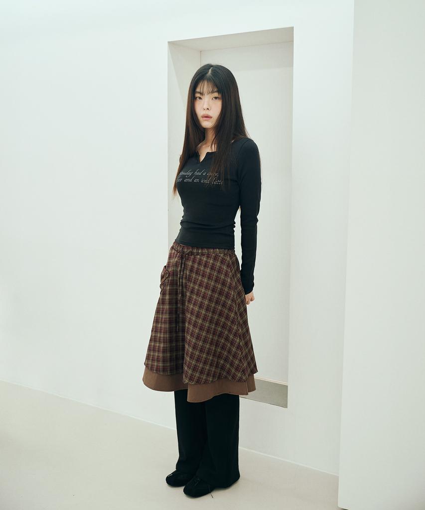 Mihebeu Check Pocket Midi Skirt Burgundy Brown