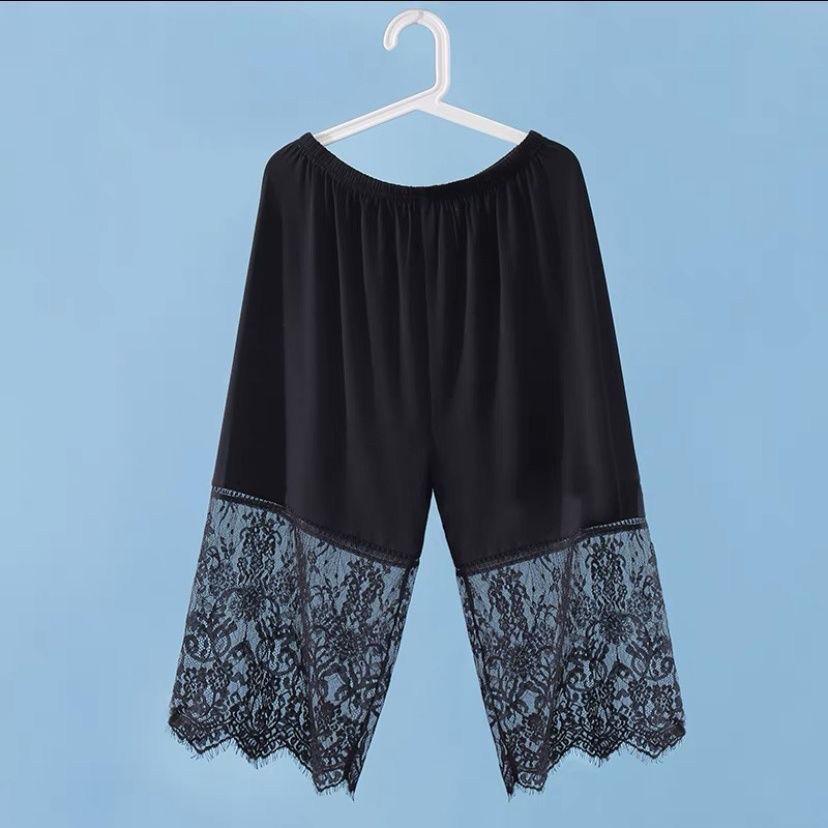 

Women s German Velvet Patchwork Lace Qipao Leggings with Warm Lining One Size