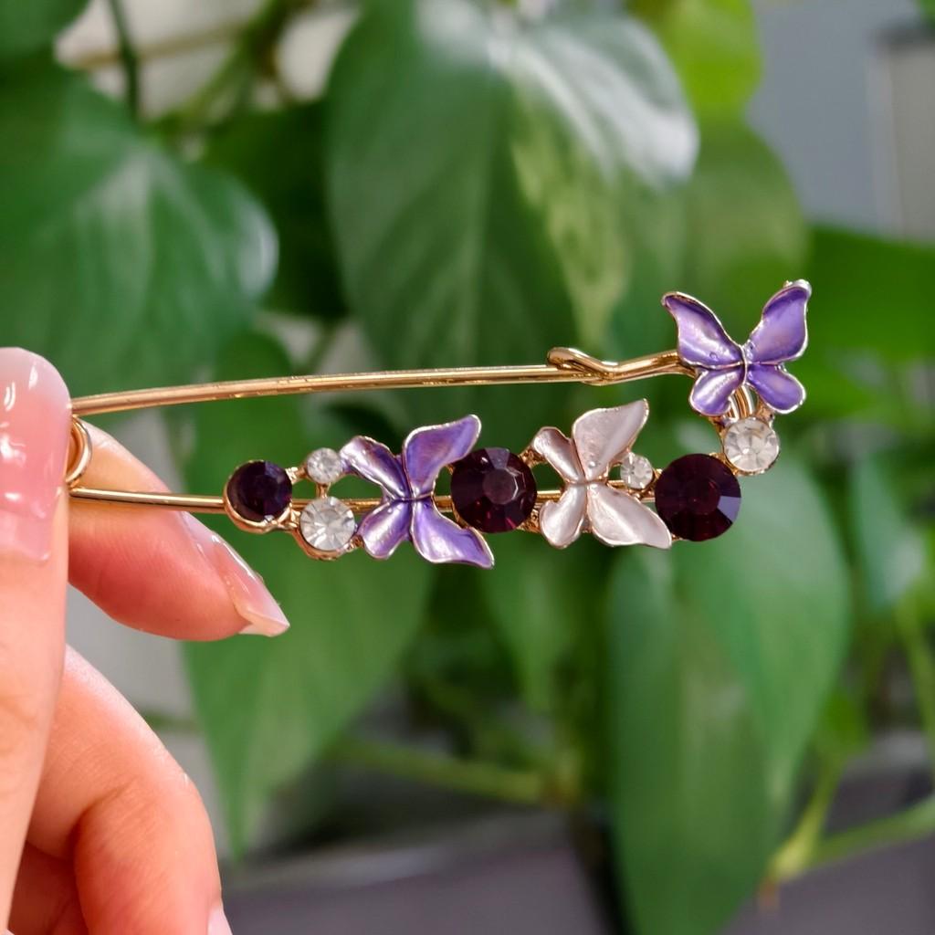 

Enamel Floral Brooch Pin Sweet Forest Style Corsage with Rhinestone Accents for Shirt & Coat OG179