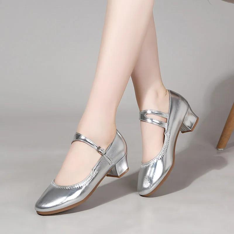 

Новое поступление Женские танцевальные туфли Двойные туфли для танцев в стиле клаймбинг Мягкая подошва Четыре сезона Учитель Практика Кроссовки 34 серебряный
