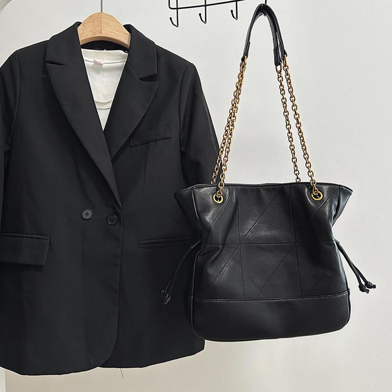 Yogodlns Luxury Large Capacity Faux Suede Tote Bag Winter Designer Shoulder Bag Women's Underarm Bag Handbags and Purses