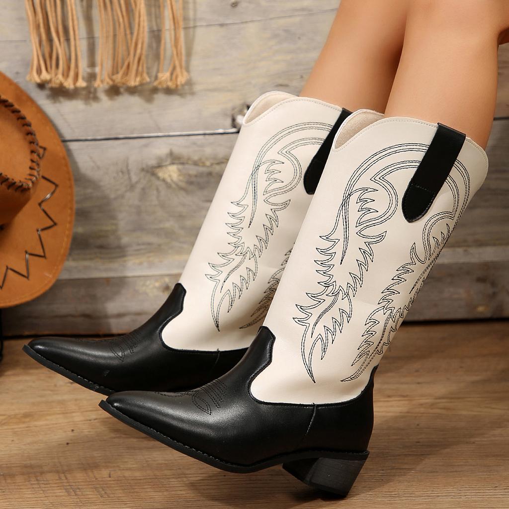 Autumn and winter new embroidered large size British style knight boots pointed Chelsea high boots