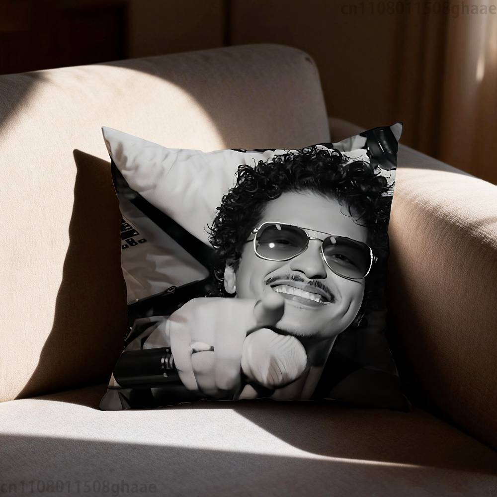 Sänger Bruno Mars Das Romantische Laser Kissenbezug lässiger Stil Dekoration geeignet für Heimdekoration (Kissenkern ausgenommen)
