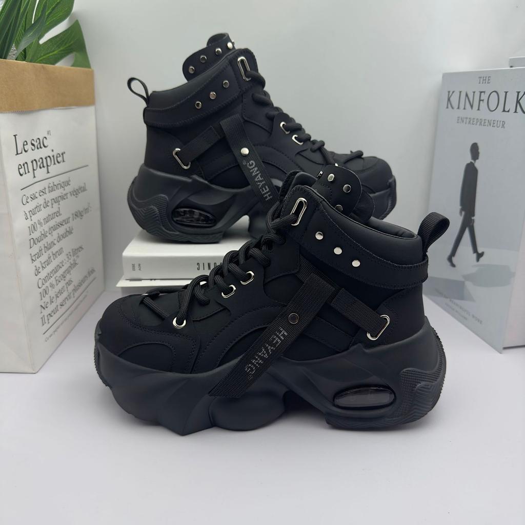 Modischer Sneaker für Herren Trendmarke Dicksohliger Sportschuh Vielseitig Beliebt Nischen-Fad Kurzstiefel Herren High-Top-Schuh Zapatillas Hombre