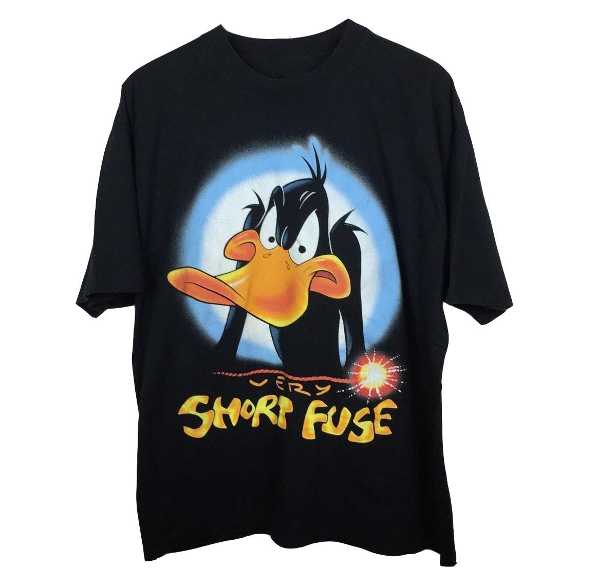 

NEW Rare 1996 Daffy Duck Very Short Fuse T-shirt Reprint Size S-5XL S