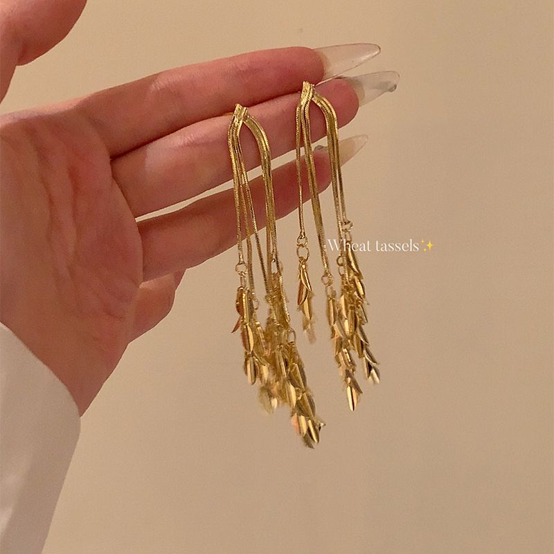 

Accessible Luxury Gold Elegant Women s Exquisite Wheat Tassel Earrings Pair of 925 tremella needles