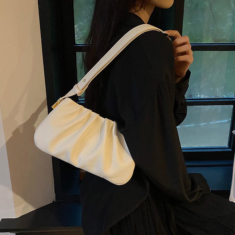 Premium Texture Plissert Cloud Bag Dame Bag Populær Messenger Bag Utenlandsk stil Skulder Armhule Bag
