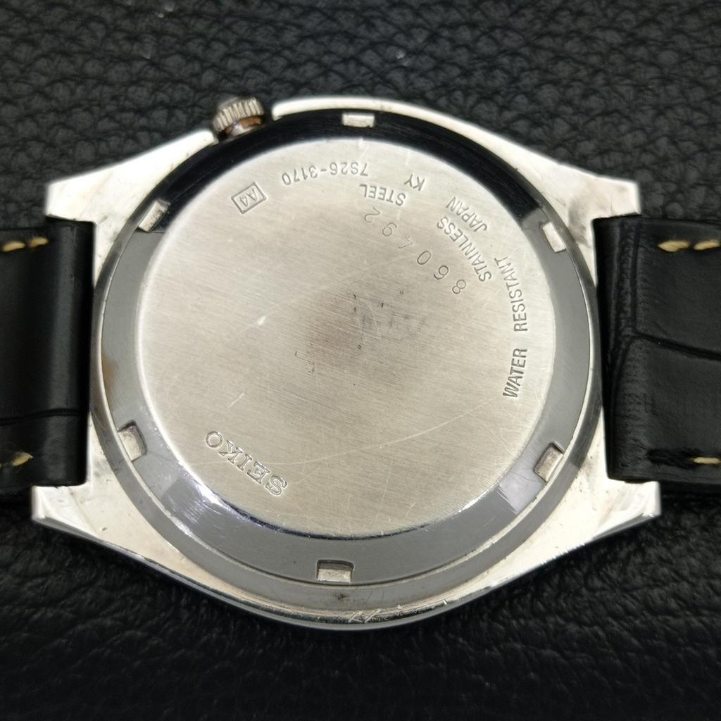 USED VINTAGE SEIKO 5 AUTOMATIC 7019A JAPAN MENS BLACK COLOR DIAL WATCH a433711-2 R118-a433711