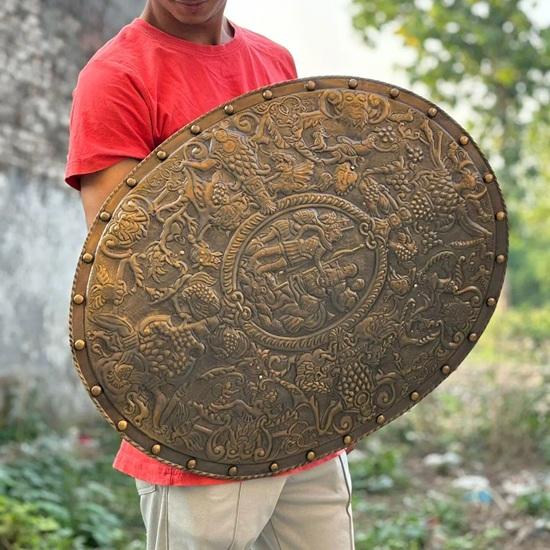 

60.96 cm Medieval Parade Shield of Alexandra Farnese 18G Brass Decorative Item