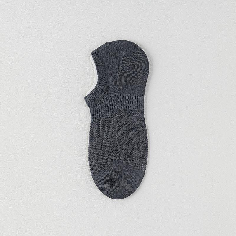 Men Spring and Summer Thin Invisible Off with Breathable Ice Silk Boat Socks