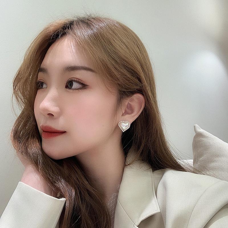 New Korean Style Contracted Heart Pearl Earrings For Women Sweet Flower Zircon Geometric Stud Earring Party Jewelry