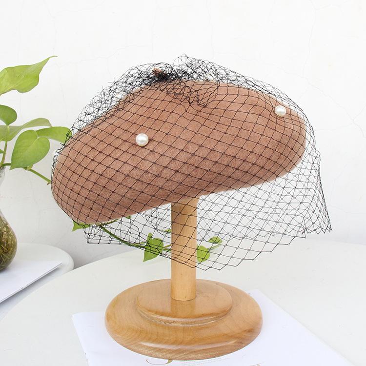 Autumn and winter solid color wool beret women's pearl mesh bud hat small fragrance British retro painter hat tide