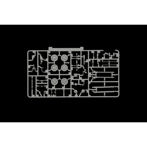Italeri 1/72 Scale World War II German 15cm sFH 18 Heavy Howitzer/10.5cm sK 18 Heavy Field Gun 2-in-1 Plastic Model Kit with Artillery Figure (IT7082)