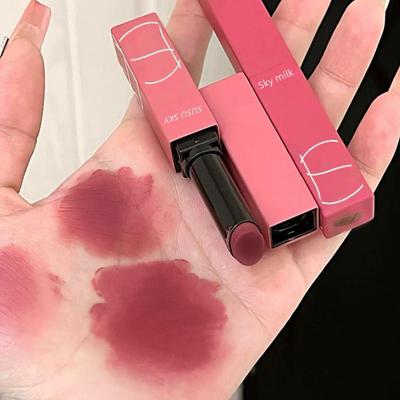 Szminka w cienkiej tubce Thai Gentle Autumn/Winter Matte Thin Tube Lipstick - odcienie Milk Tea & Bean Paste dla niszowego efektu wybielającego