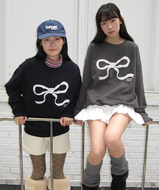 RONRON Heart Ribbon Lace Applique Sweatshirt Charcoal