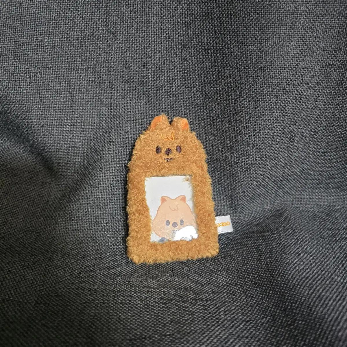 

Скиджу Мэджик Скул Стрэйкидс Хан Держатель для фото