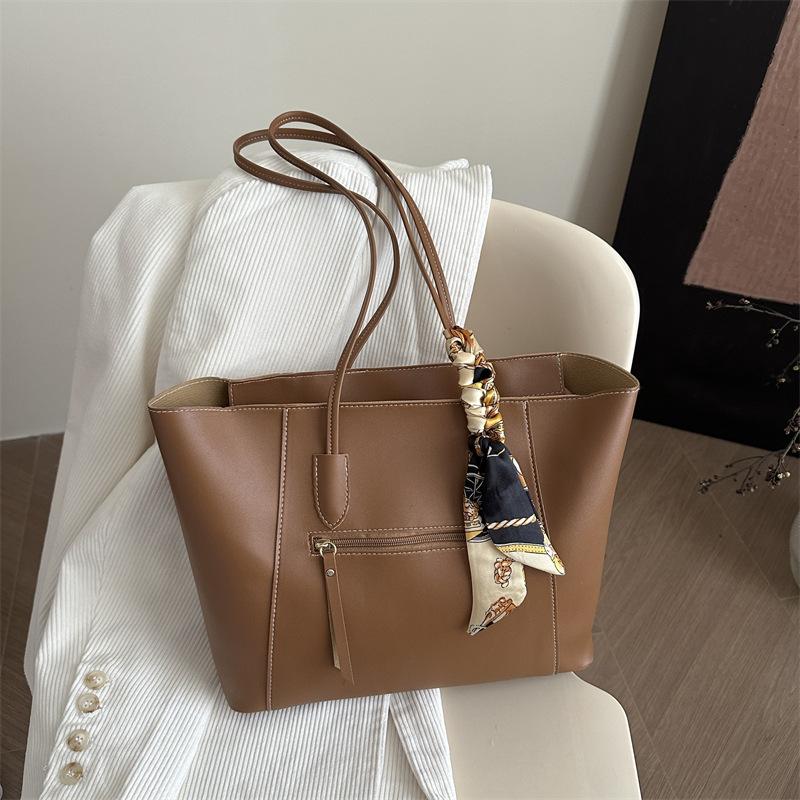High Sense Retro 2025 New Popular Fashion Trend Fashion Large Capacity Tote Bag Women Shoulder Handbag