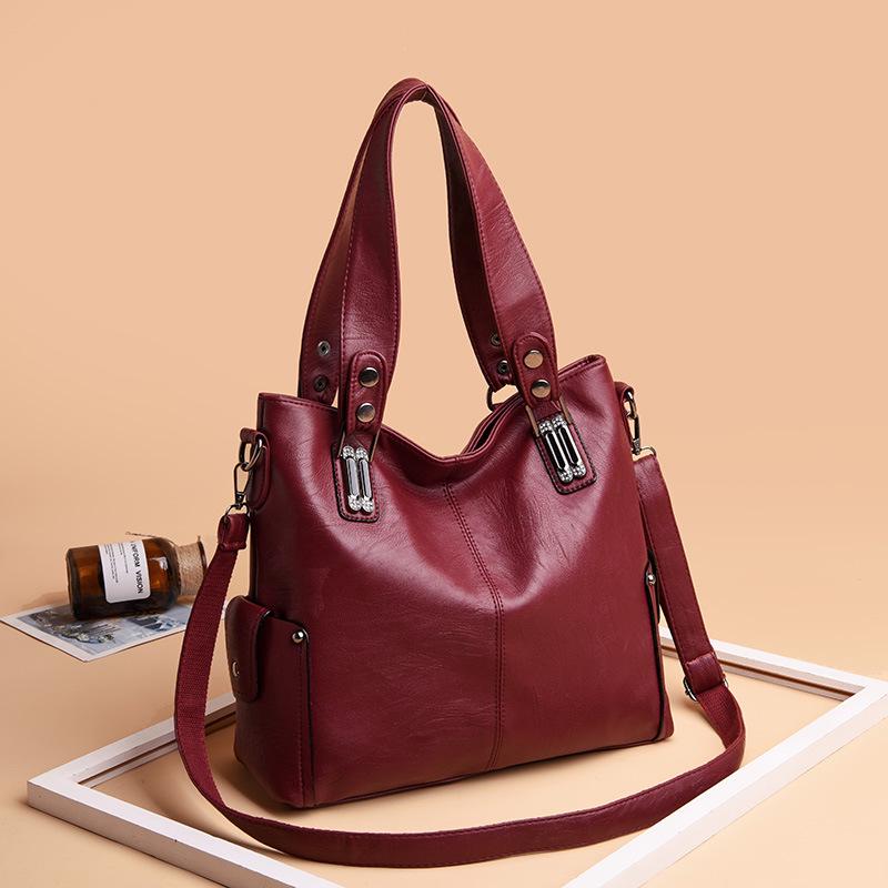 New Fashion Women's Shoulder Bag Soft Leather Large Capacity Portable Messenger Bag
