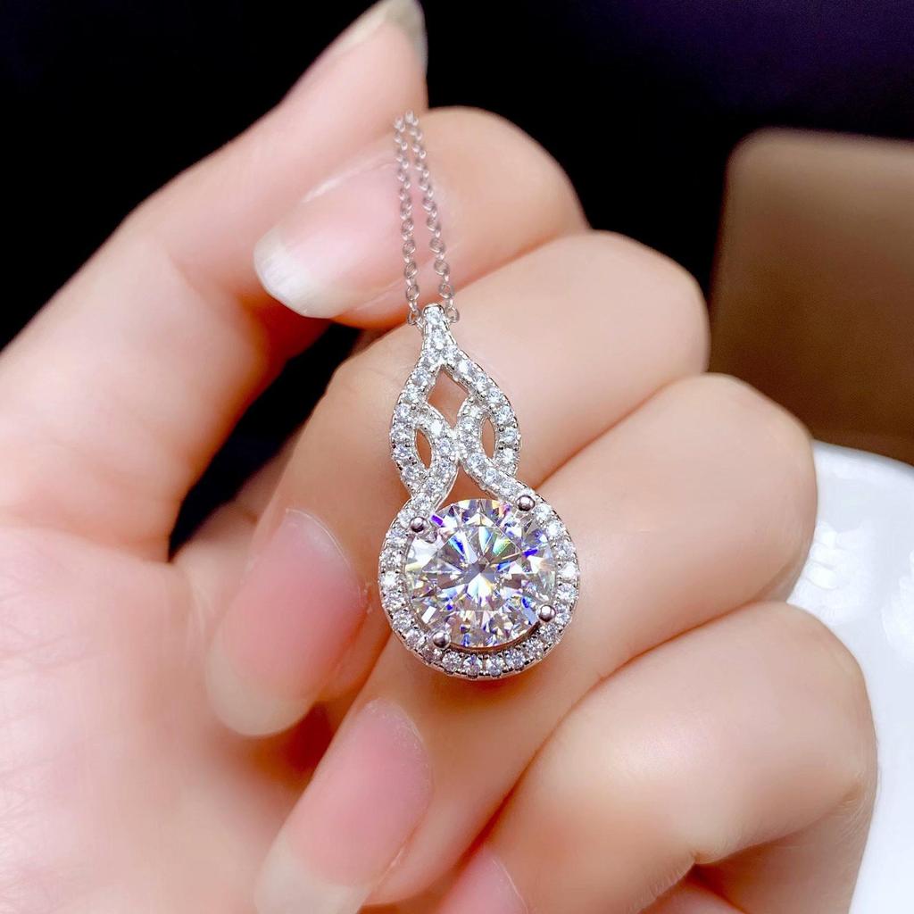 Moissanite Gourd Necklace Pendant for Women - Classic Round Diamond Four-Prong Design on Clavicle Chain