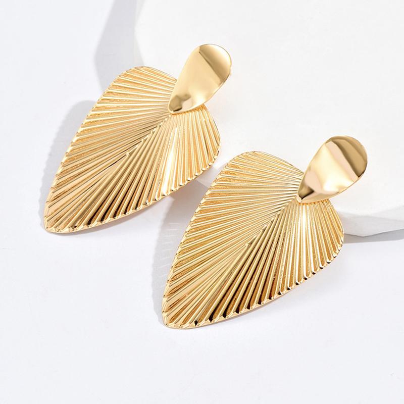 Vintage Punk Geometric Exaggerated Simple Geometric Metal Earrings Women'S Party Jewelry Accessories