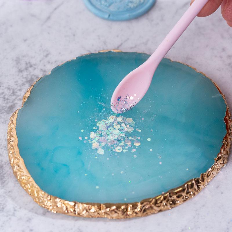 Double-Headed Silicone Scraper & Spoon for Sealing Wax, Fire Paint, Epoxy, and Wall Cleaning