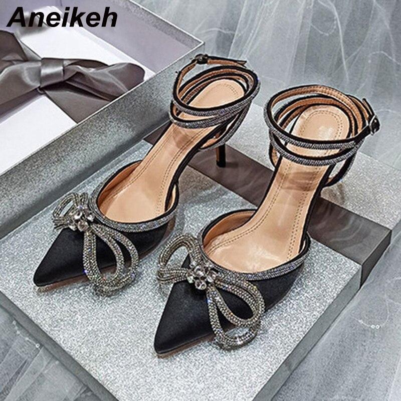 Aneikeh 41 42 PVC Stil Glitter Strass Frauen Pumpen Kristall Bowknot Satin Dame Seide High Heels Party Schuhe 2023 Frühling NEUE