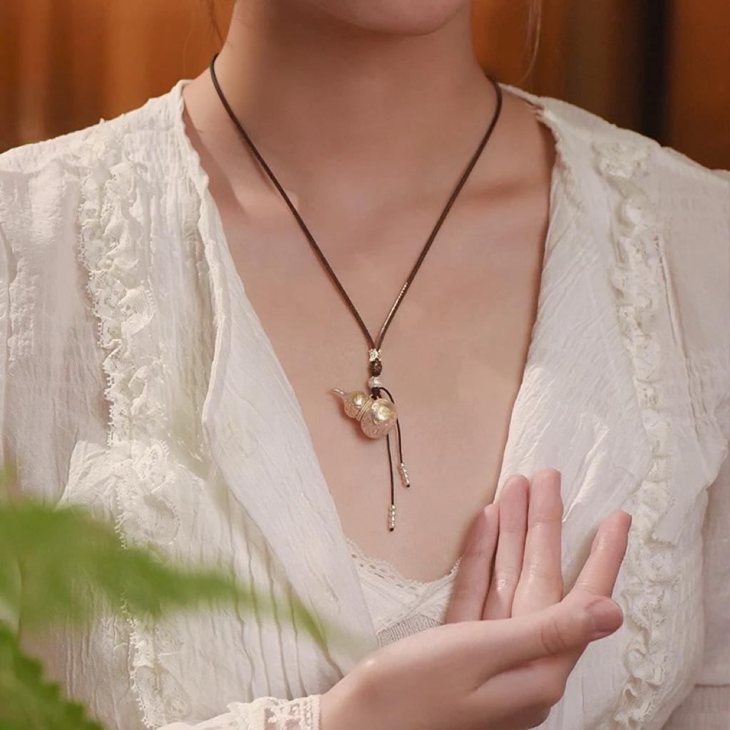 New Model of Auspicious Golden Gourd Pendant Necklace In Traditional Chinese Style, Long Gourd Necklace for Women, Sweater Chain, Ladies' Accessory
