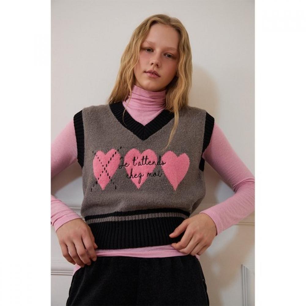 EGOIST Women Wool Blend Heart Argyle Knit Vest Er4okv01