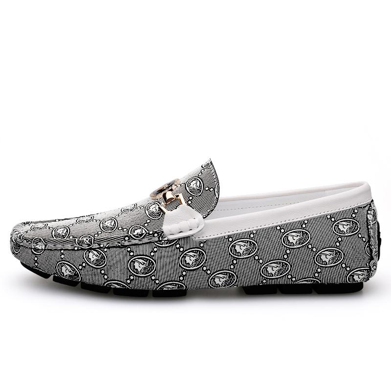 

Модные весенние мужские лоферы из натуральной кожи, мужской новый стиль, обувь для вождения на педалях в один шаг, мужская сдержанная простая модная удобная кожаная обувь 44 белый