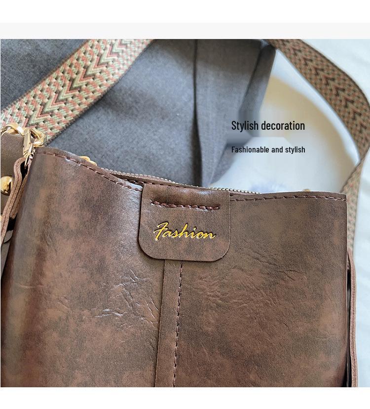 Korean Style Retro Square Bucket Bag - Versatile Large Capacity Crossbody for Women