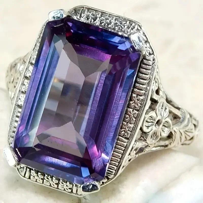 2025 New Purple Cubic Zirconia Ring with Sparkling Square Crystal, High End Women's Personalized Fashion Cocktail Party Zircon