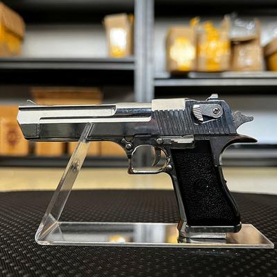 Boutique Store Display Props Clear Acrylic Outdoor Pistols Holder Gun Model