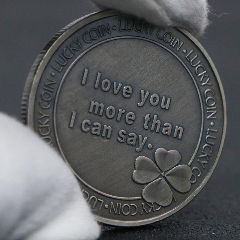 I Love You Confession Coin: Four-Leaf Clover Silver Coin Toy for Treasure Hunt & Gift