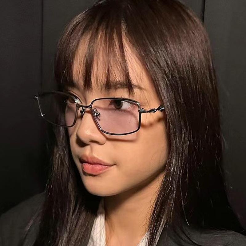 Lunettes de soleil style coréen pour femmes, forme carrée, monture en alliage, lunettes de soleil pour hommes, cool, élégantes, pour voyage, lunettes de soleil pour femmes